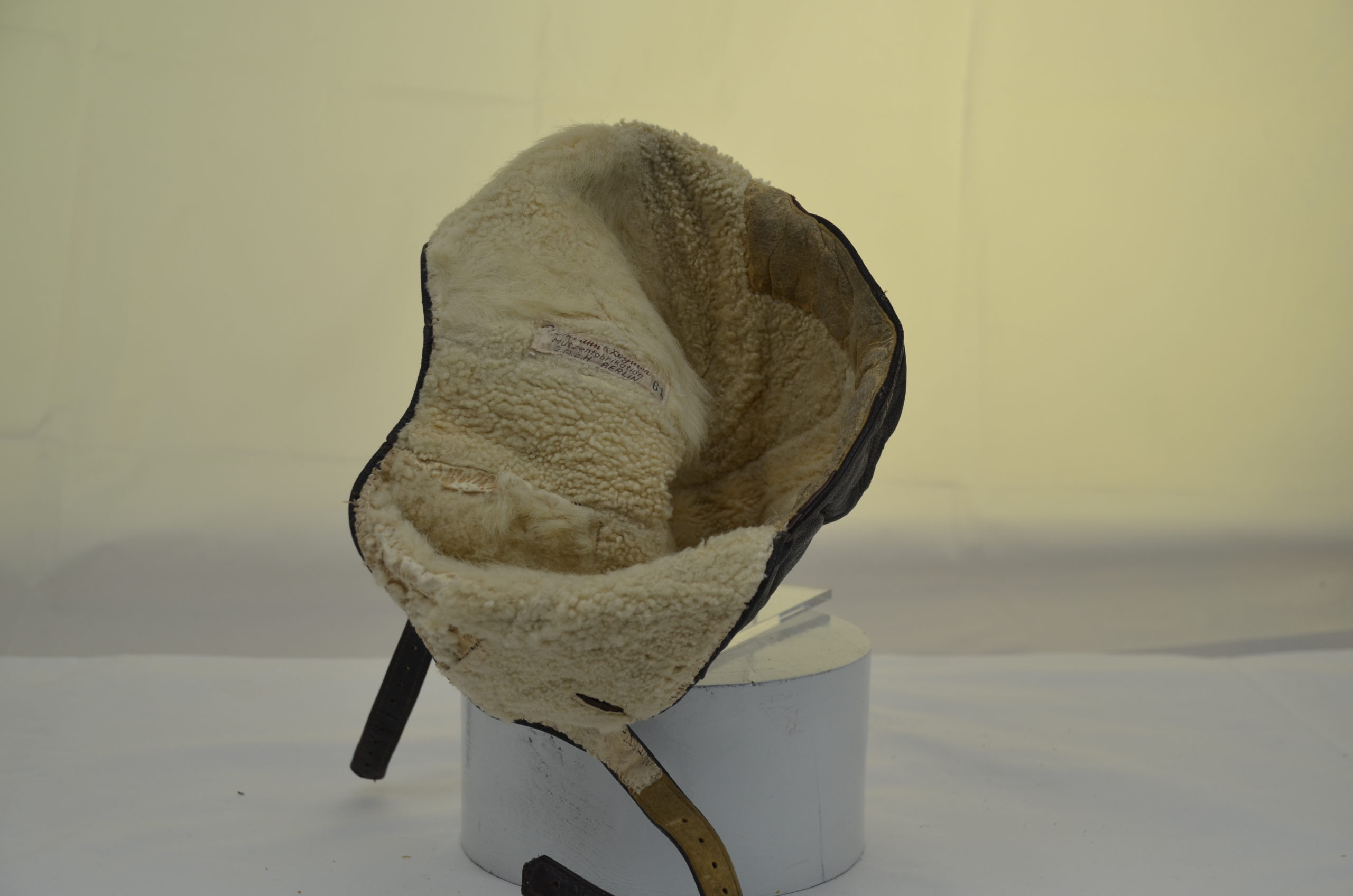 German Third Reich Luftwaffe Sheepskin Lined Brown Leather Flying Helmet c1940 - Image 4