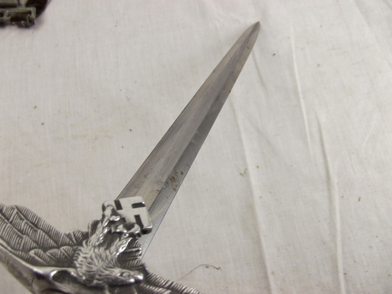 Luftwaffe 2nd pattern dagger With Hangers by Alcoso, Solingen - Image 7