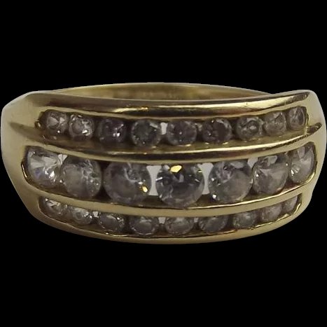 14ct Gold Zirconia Ring UK Size P+ US 8