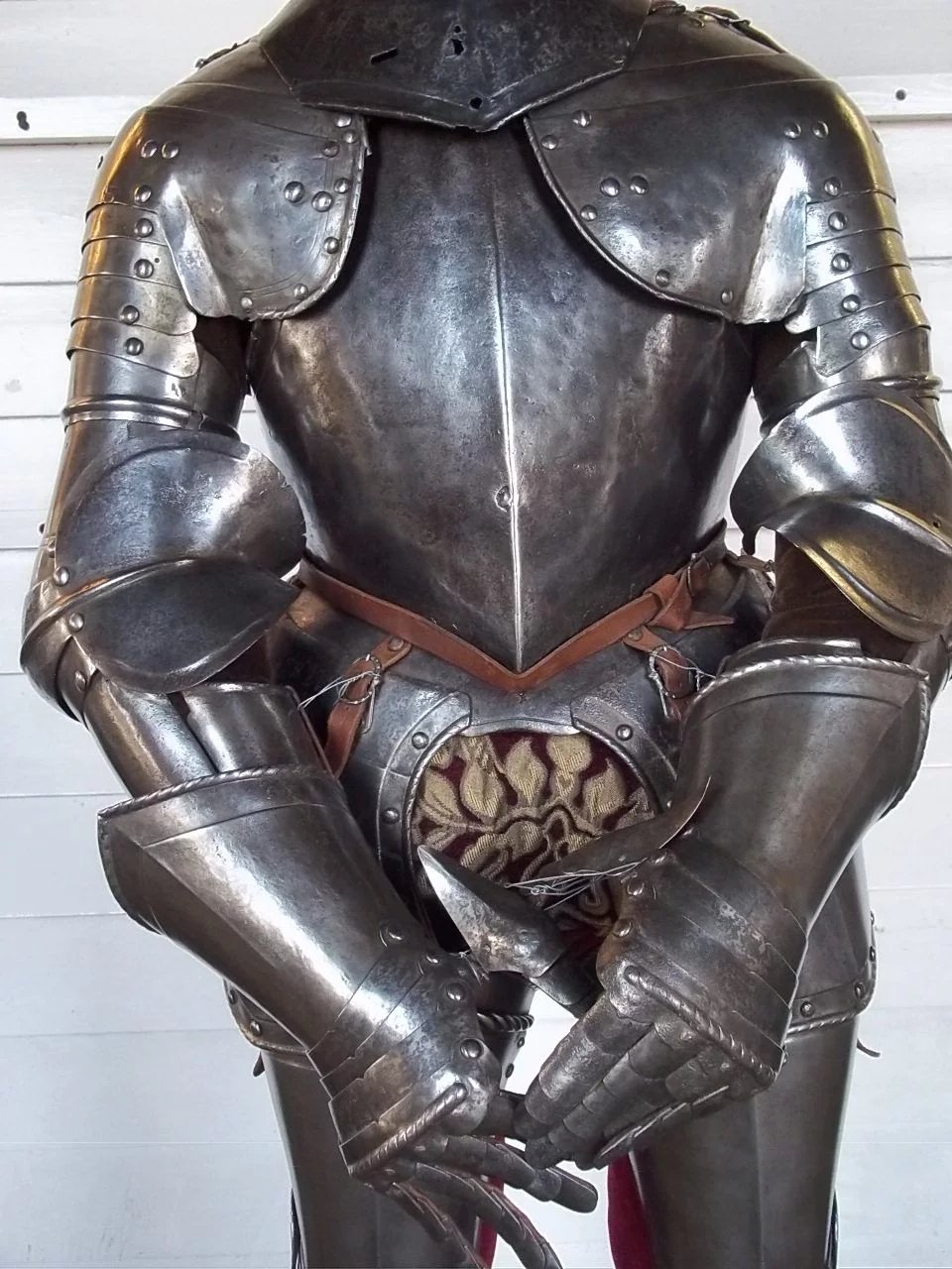16th Century Composite Suit Of Armour With Close Helmet - Image 5