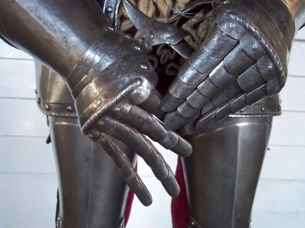 16th Century Composite Suit Of Armour With Close Helmet - Image 7