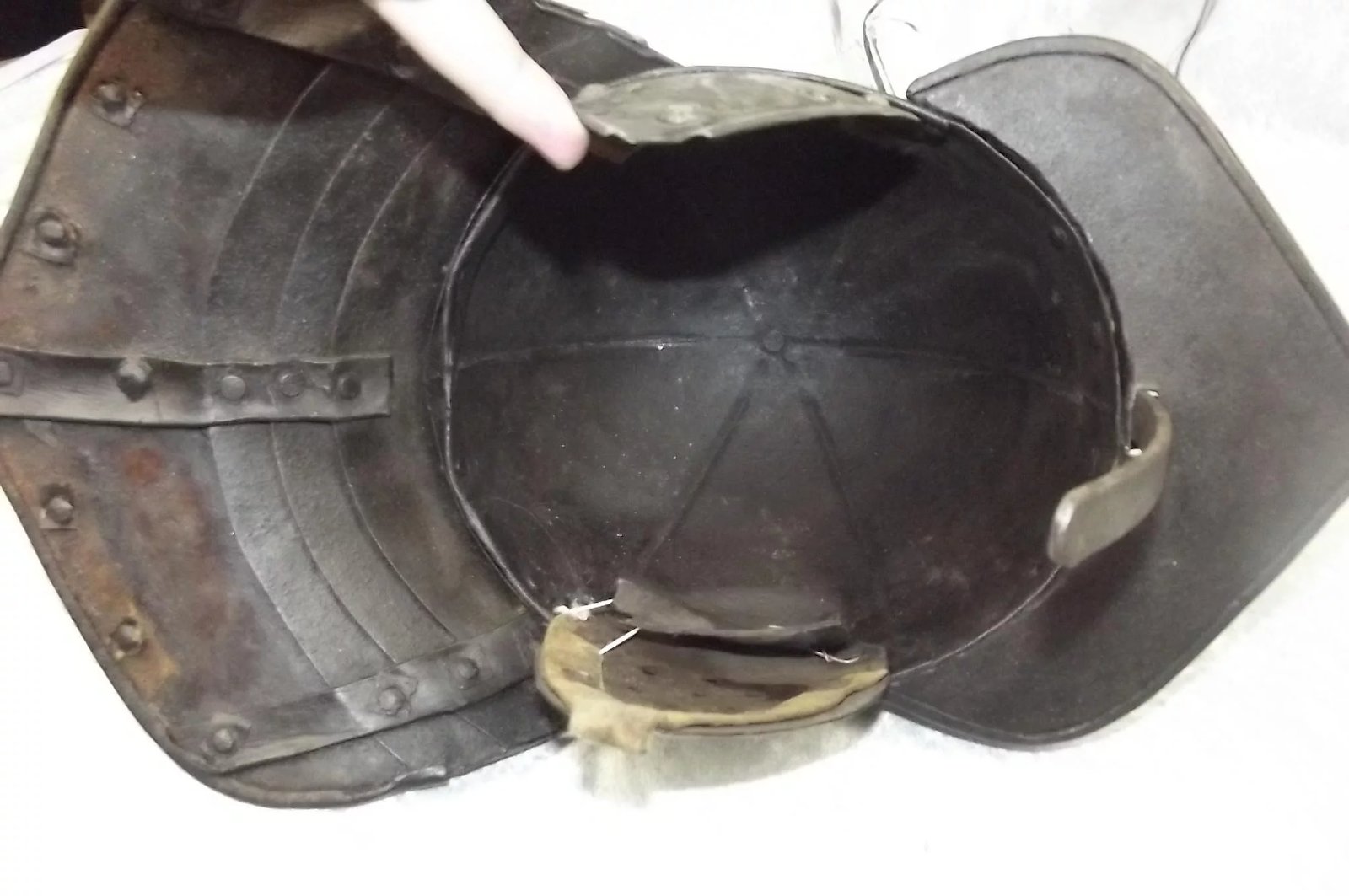 17th Century English Civil War Period Zischagee Lobster Helmet - Image 8