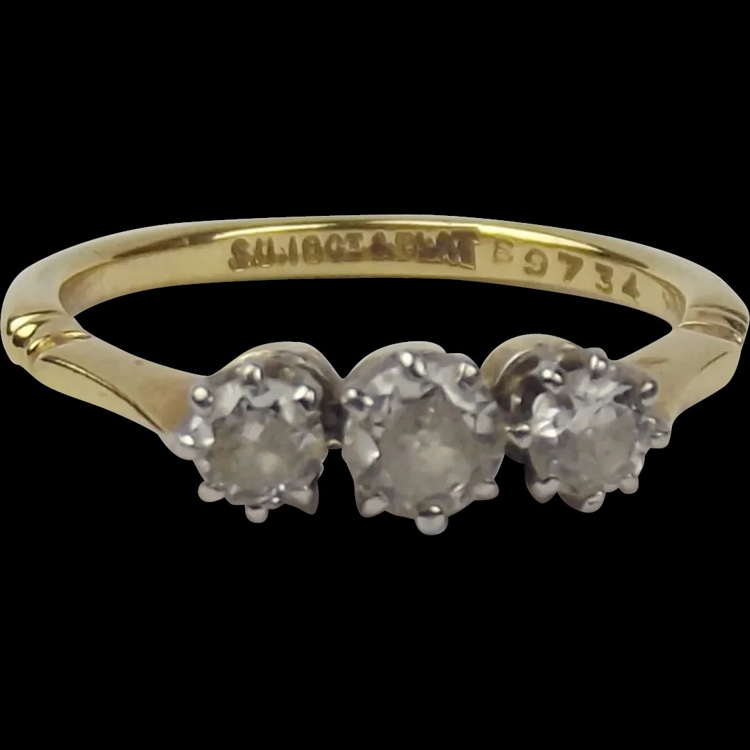 18Ct Yellow Gold Diamond Trilogy Ring UK Size M US 6