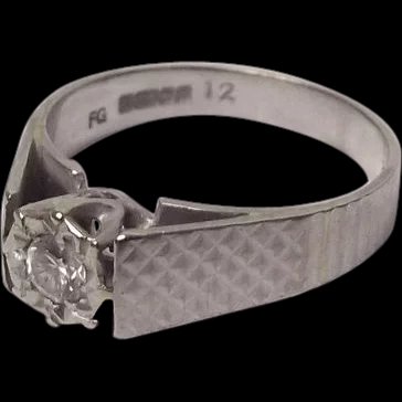 18ct White Gold 0.12 Carat Diamond Solitaire Ring Size N US 7