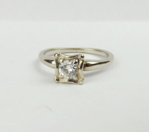 18ct White Gold 0.5Ct Diamond Solitaire Ring UK Size U US 10 ¼