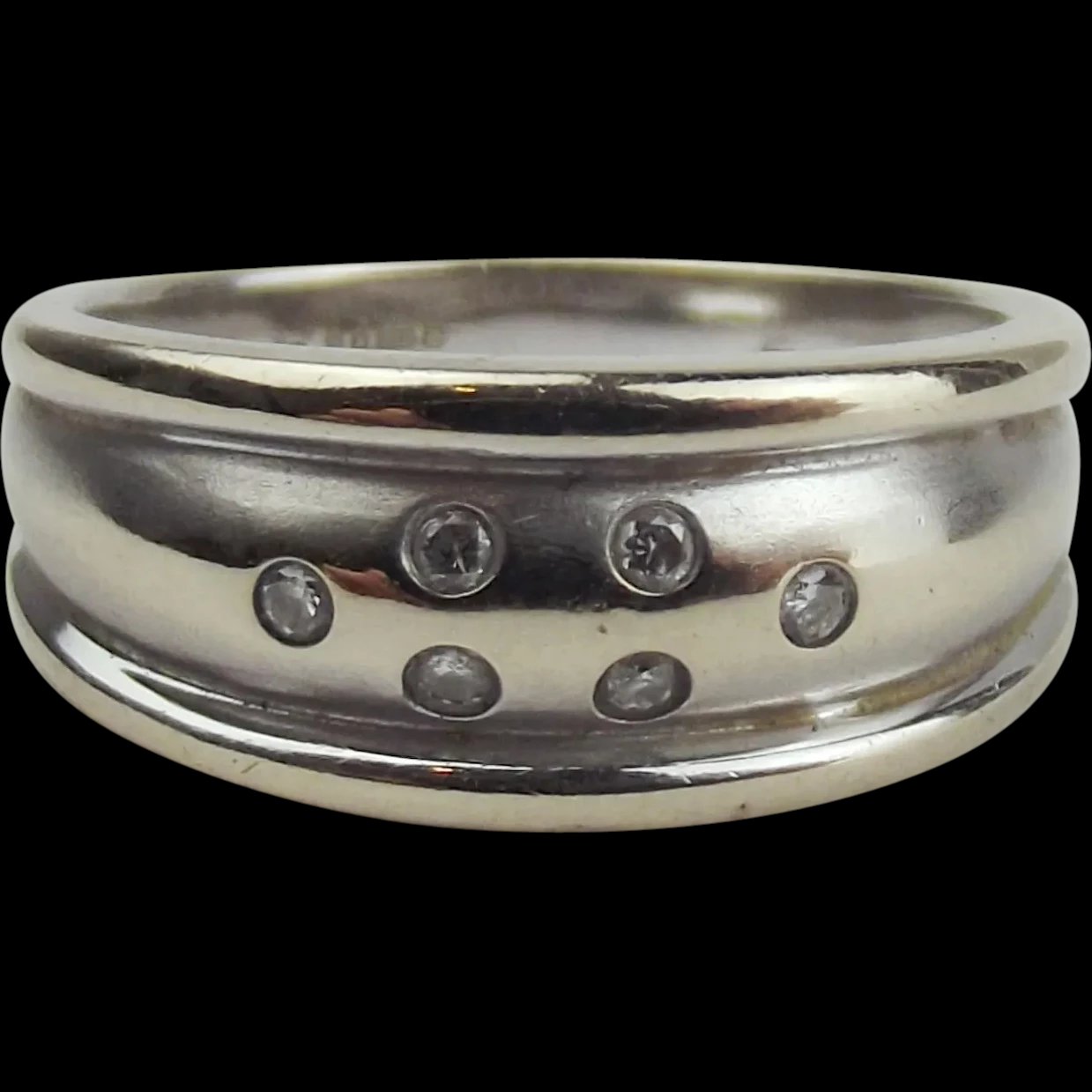 18ct White Gold Diamond Ring UK Size M+ US 6 ¼