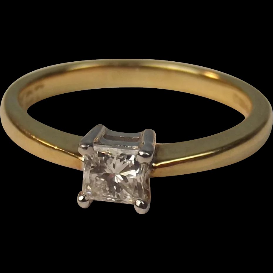 18ct Yellow Gold .44 Solitaire Diamond Ring UK Size O US 7 ¼