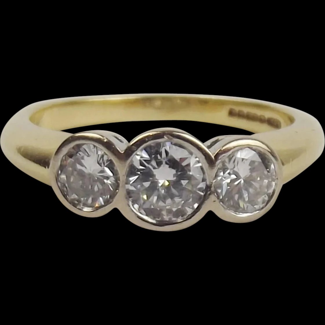 18ct Yellow Gold Diamond Trilogy Ring UK Size M+ US 6 ¼