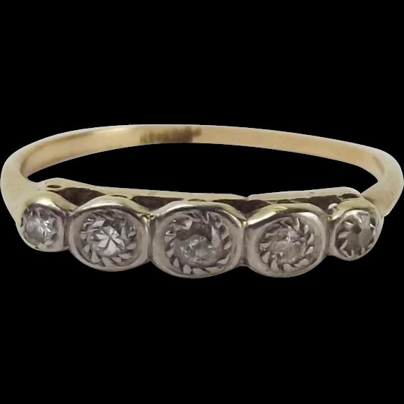 18ct Yellow Gold Five Stone Diamond Ring UK Size N US 6 ½