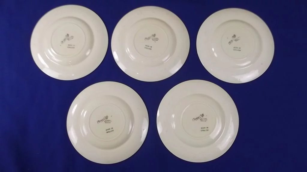 1930's Clarice Cliff Decorated Cream Jug & 5 Saucers* - Image 6