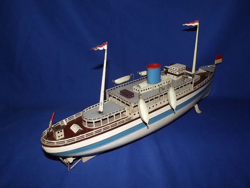1930's Fleischmann Tinplate Clockwork Single Funnel Liner - Image 3
