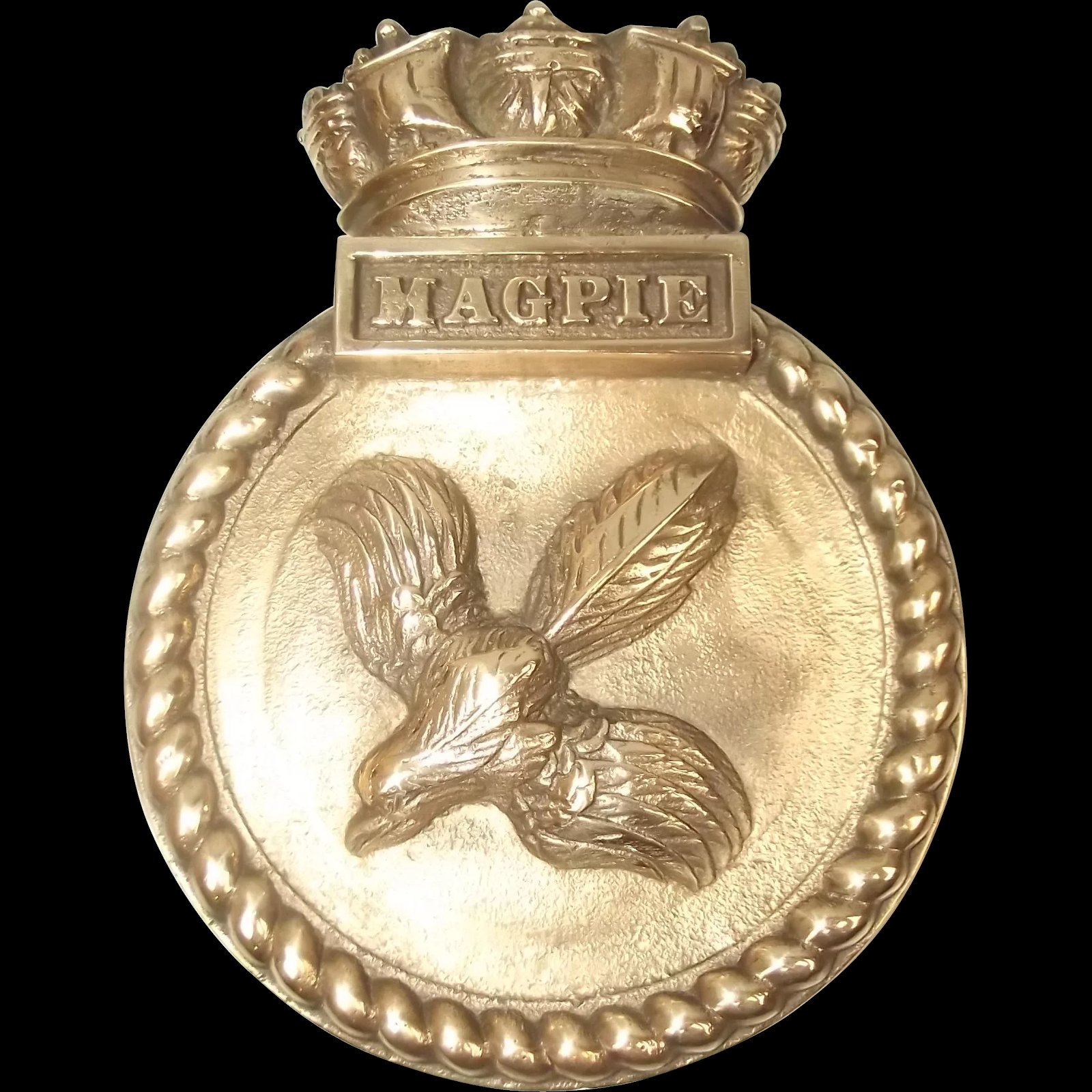 1943 Bronze Ships Bridge Badge Of HMS Magpie (U82) Prince Philip
