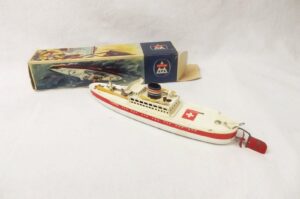 1950’s Boxed Arnold Single Stack Ocean Liner Tinplate Wind Up Toy