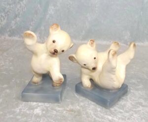 1950’s Pair Of Western Germany Bears