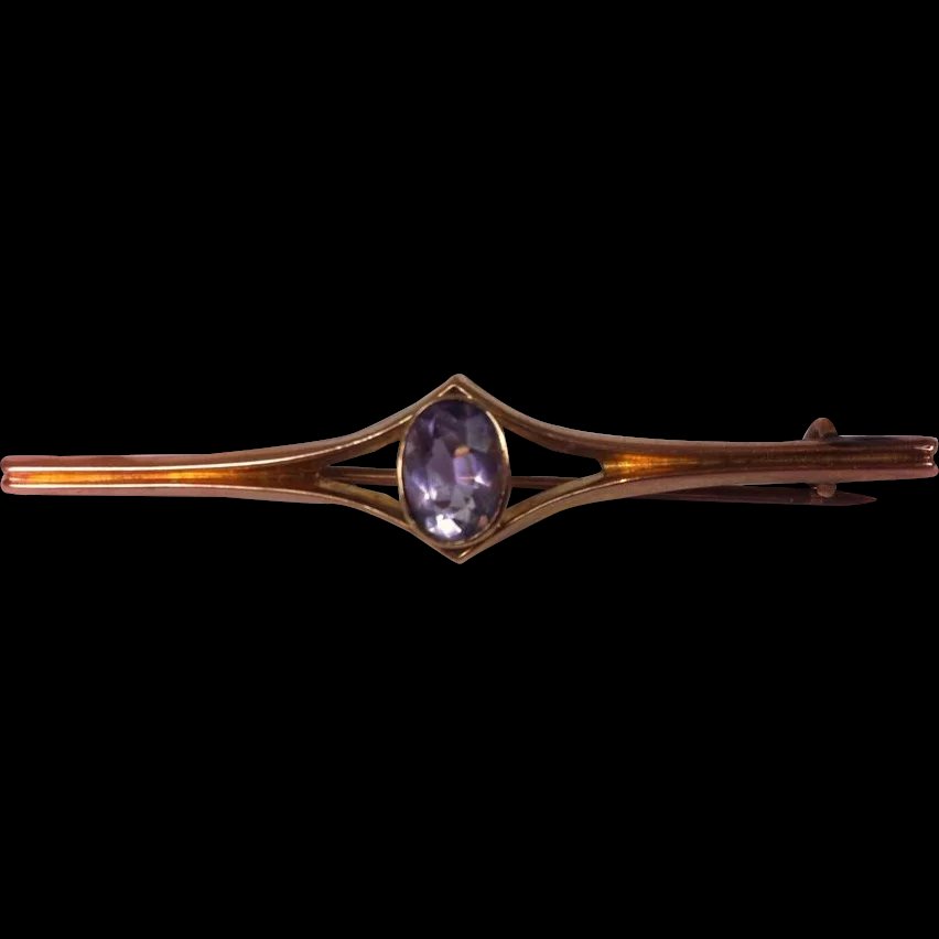 1966 9ct Gold & Amethyst Brooch