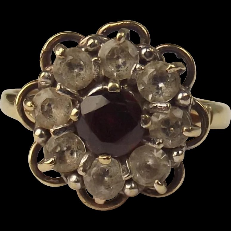 1968 9ct Yellow Gold Garnet & Quartz Flower Head Ring UK Size N+ US 7