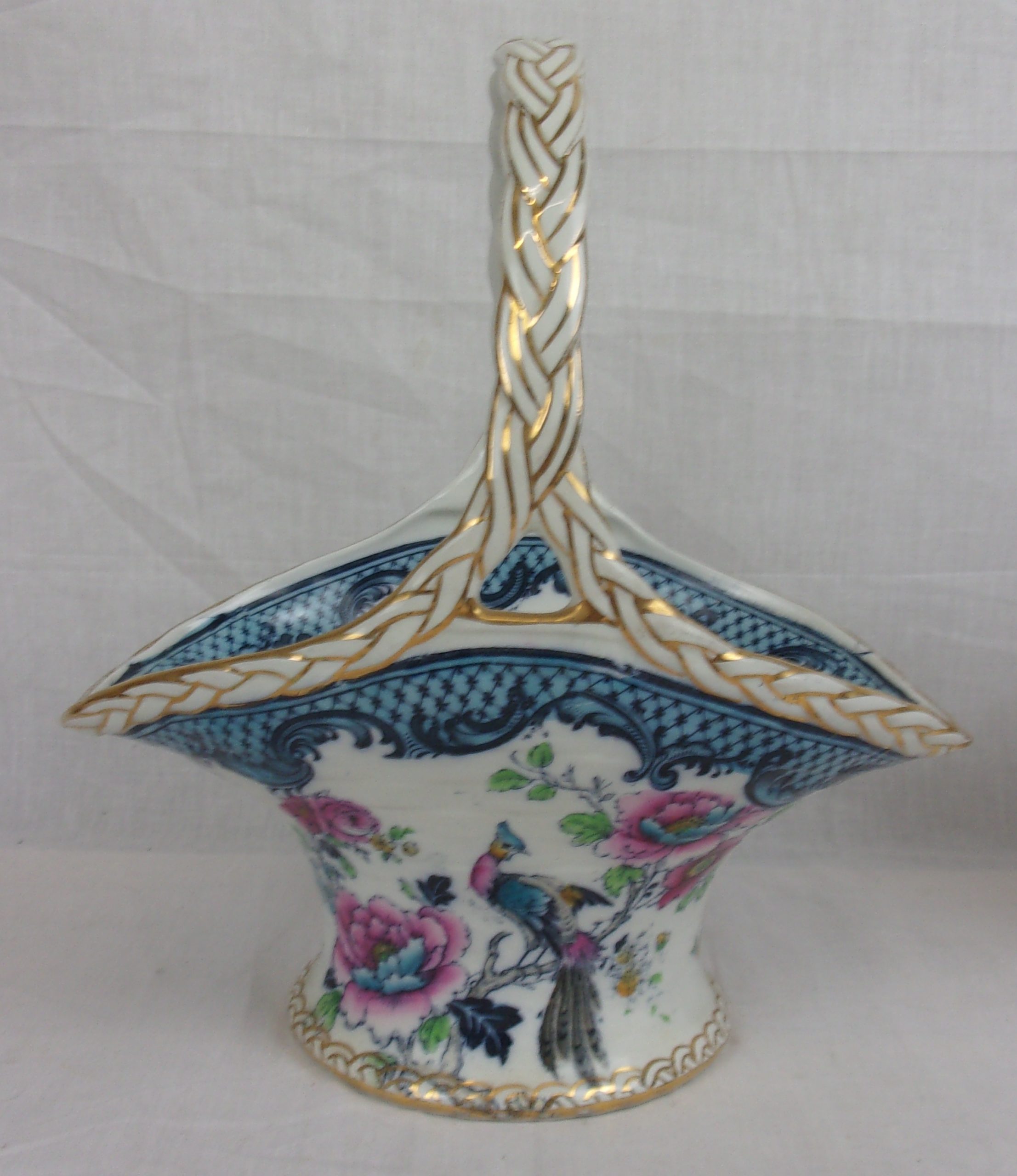Losol Ware Basket Vase With Asiatic Pheasant - Image 2