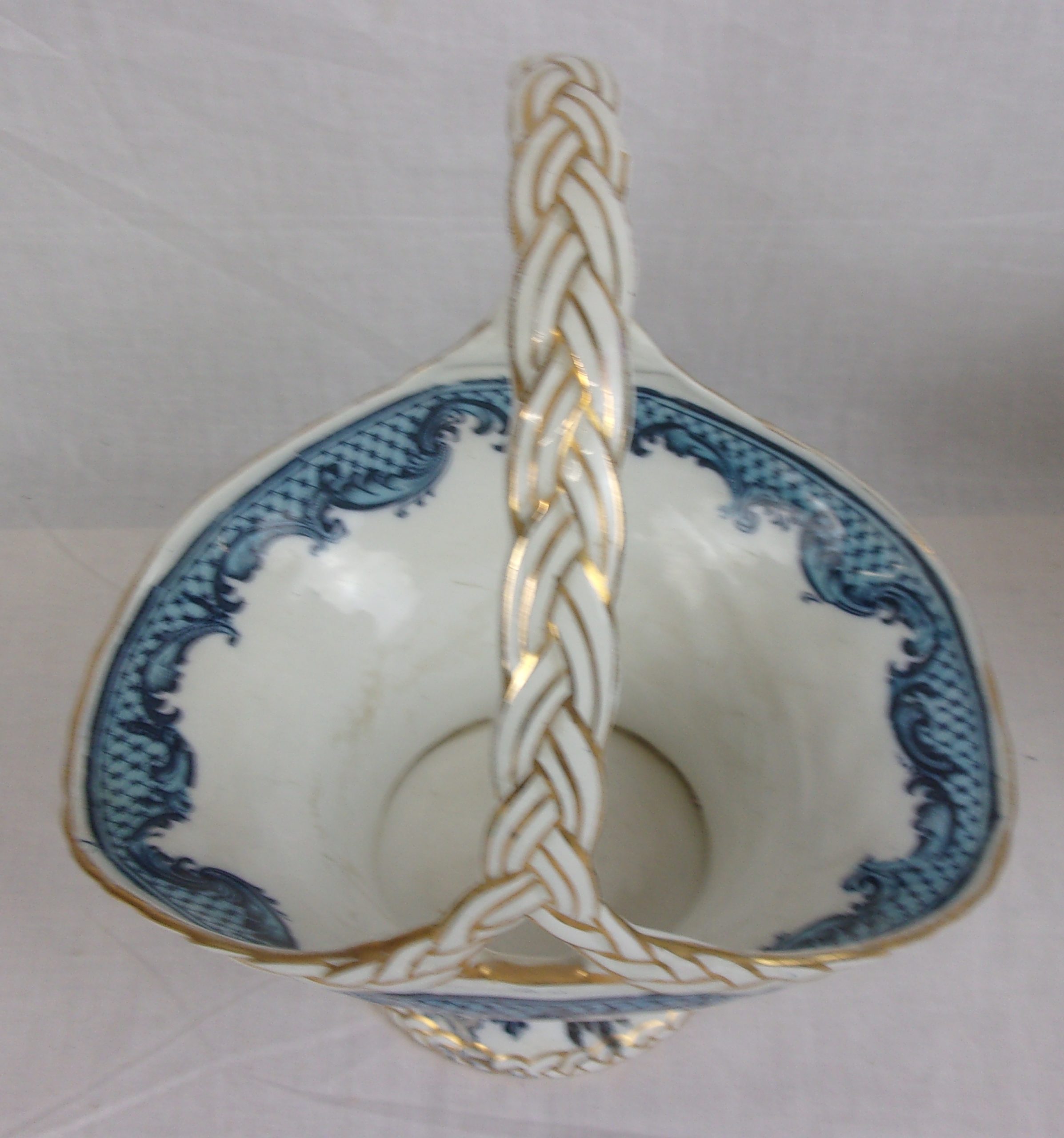 Losol Ware Basket Vase With Asiatic Pheasant - Image 5