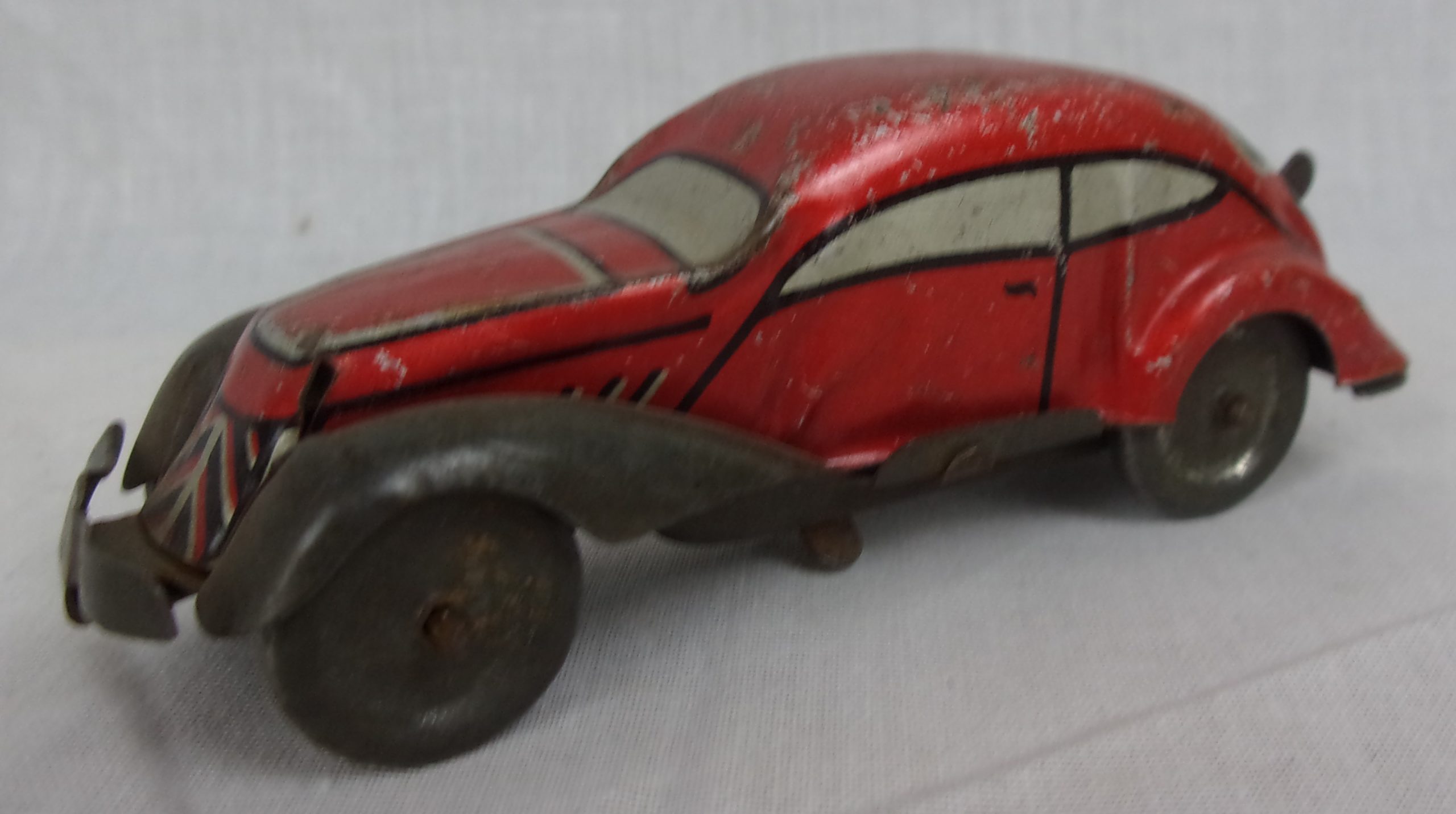 1930's Red Tinplate Clockwork Saloon Car - Image 2