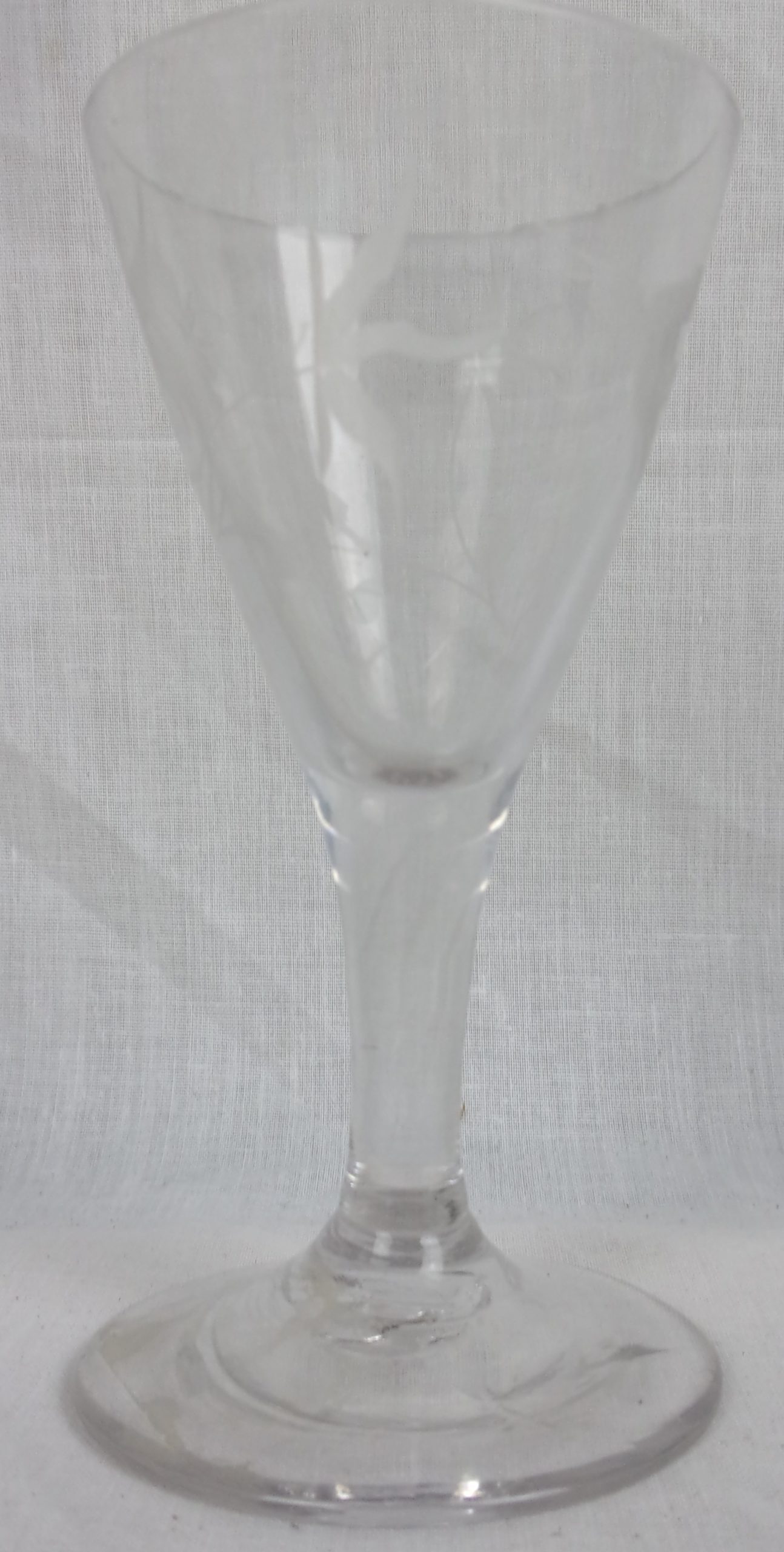 Georgian Circa 1815 Etched Flying Crane Cordial Glass - Image 6
