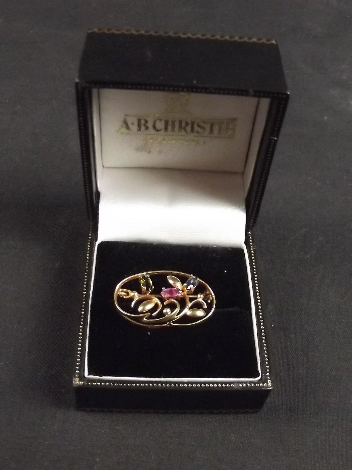 9 Ct Gold And Semi Precious Stone Brooch - Image 2