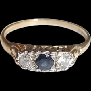 9ct Gold 0.1 CTW Sapphire & 0.14 CTW Zirconia LOVE Mount Ring Size M US 6 1/4