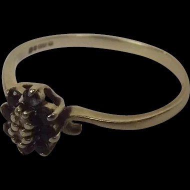 9ct Gold Diamond & Sapphire Dress Ring UK Size N US 6 3/4