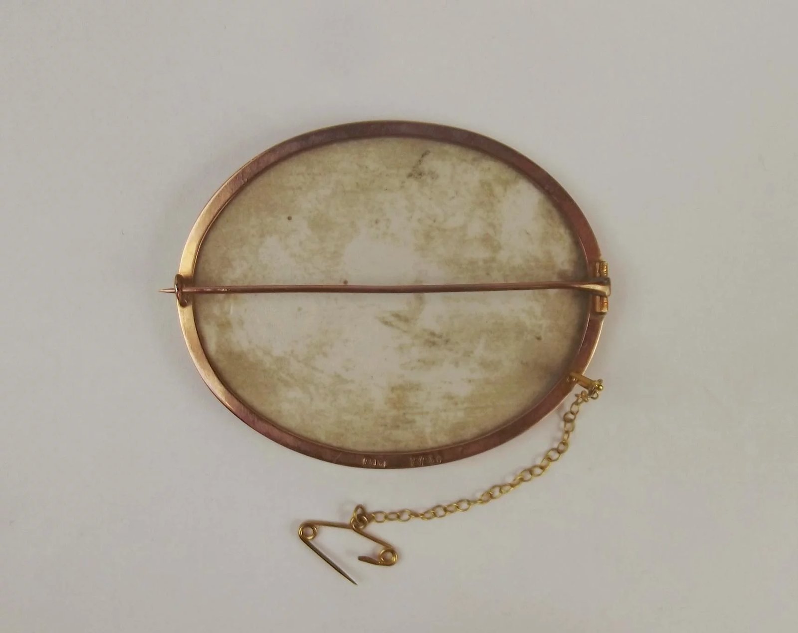9ct Rose Gold Hand Painted Brooch - Image 6