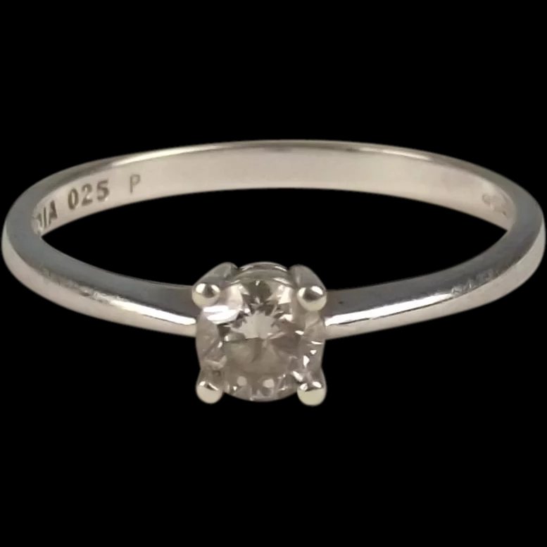 9ct White Gold 0.25 CTW Diamond Solitaire Ring UK Size N Us 6 ¾
