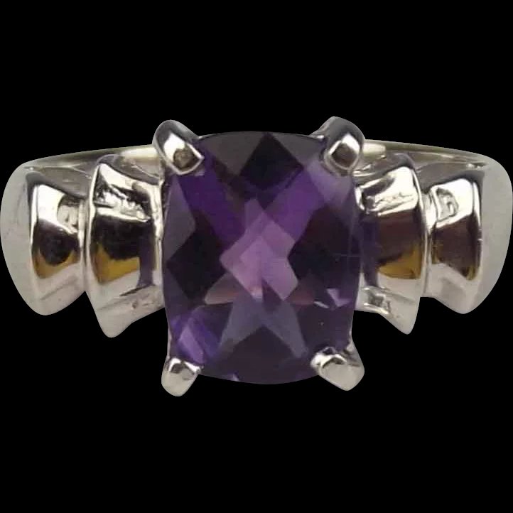 9ct White Gold Amethyst Ring UK Size N+ US 7