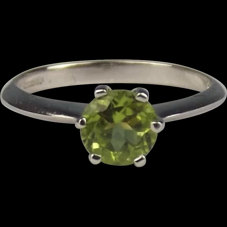 9ct White Gold Green Citrine Solitaire Ring UK Size N US 6 ¾