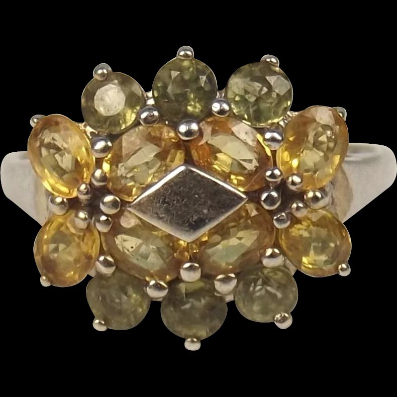 9ct White Gold & Topaz Cluster Ring UK Size S US 9