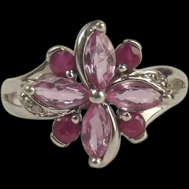 9ct White Gold Topaz & Diamond Flower Ring UK Size O+ US 7 ¼