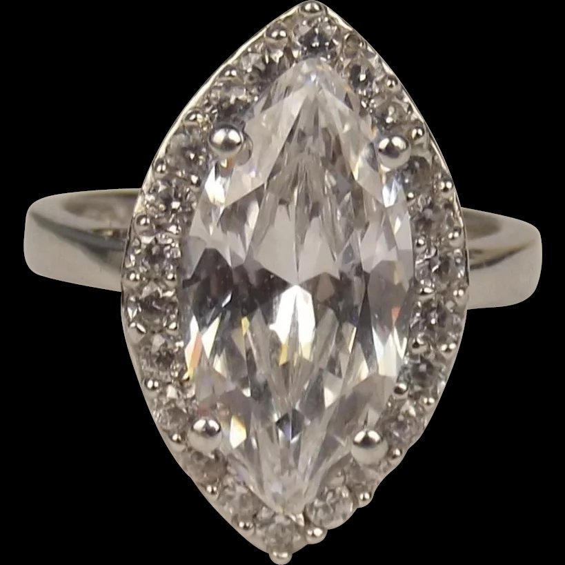 9ct White Gold Zirconia Ring UK Size P US 7 ¾