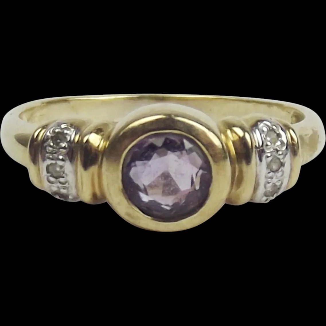 9ct Yellow Gold Amethyst & Diamond Ring UK Size P US 7 ½