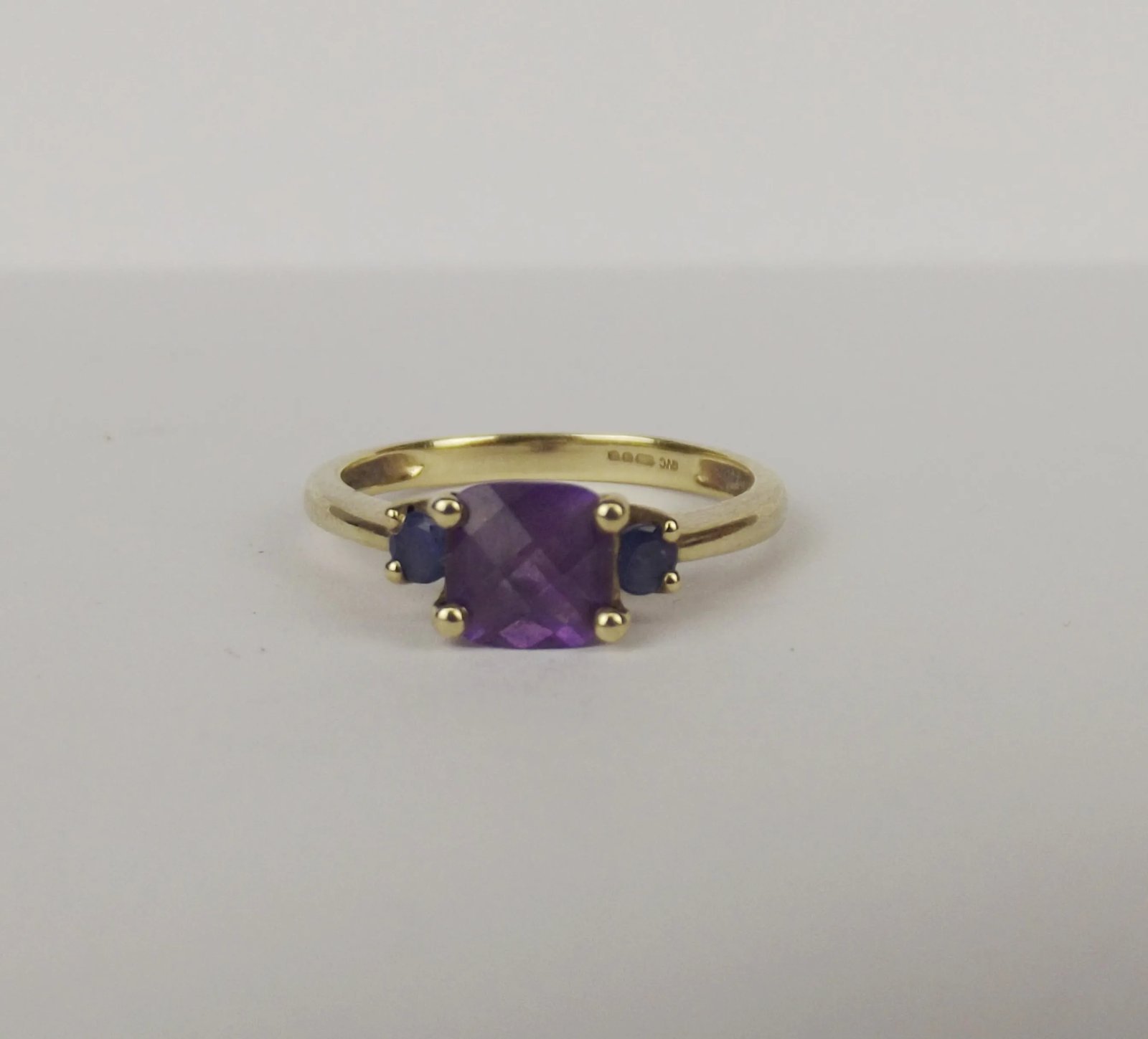 9ct Yellow Gold Amethyst & Iolite Ring UK Size N US 6 ½