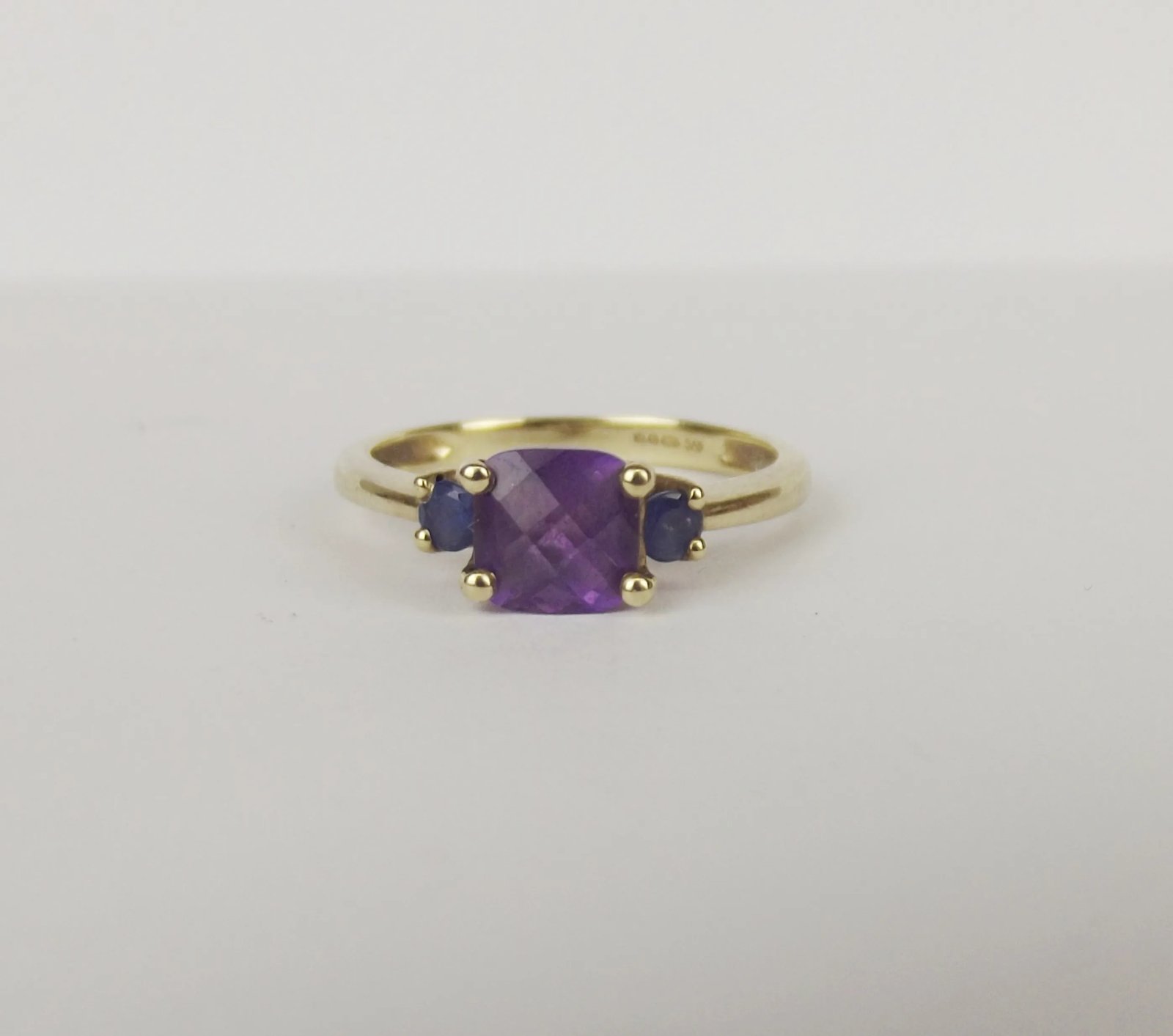 9ct Yellow Gold Amethyst & Iolite Ring UK Size N US 6 ½