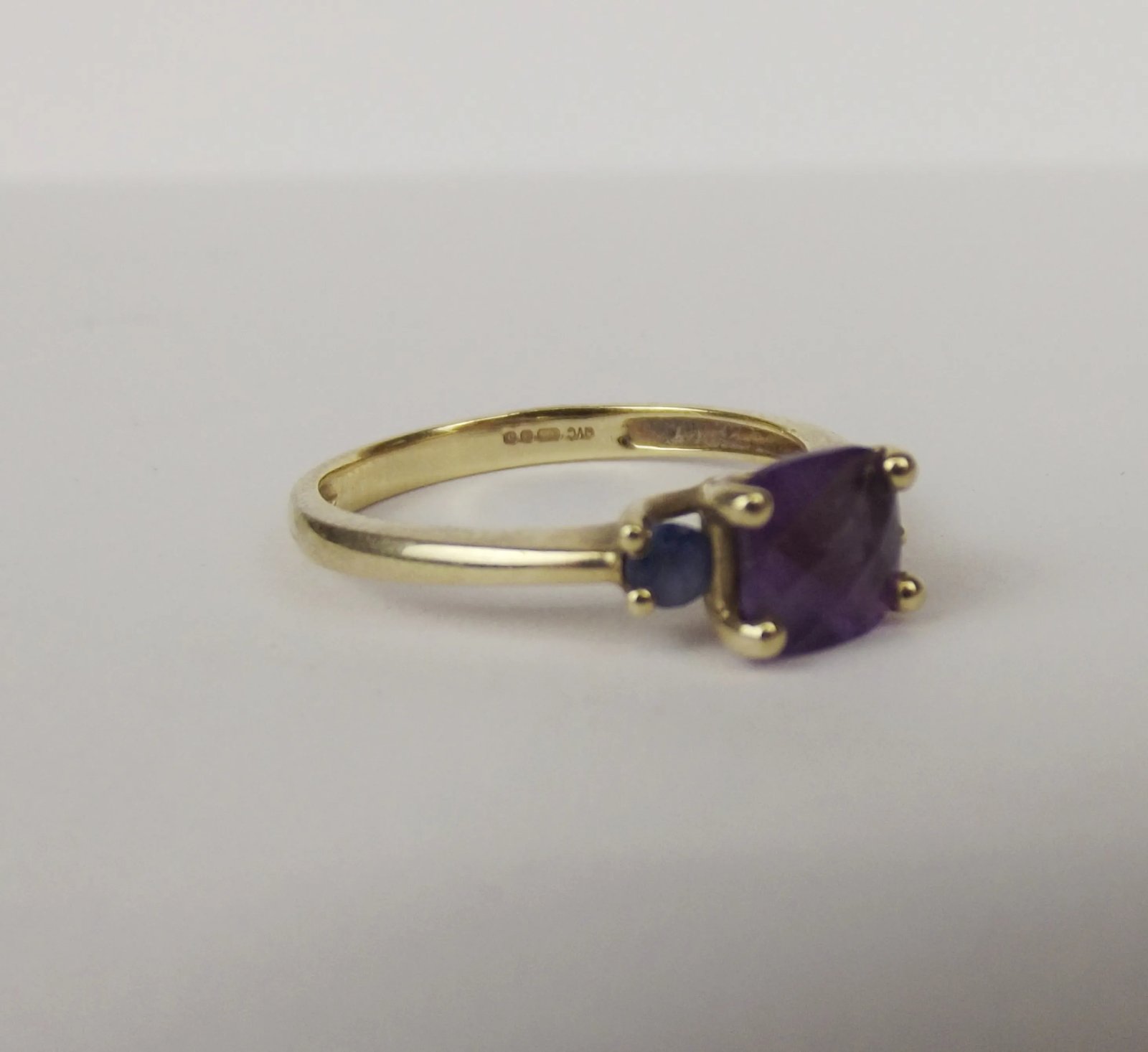 9ct Yellow Gold Amethyst & Iolite Ring UK Size N US 6 ½