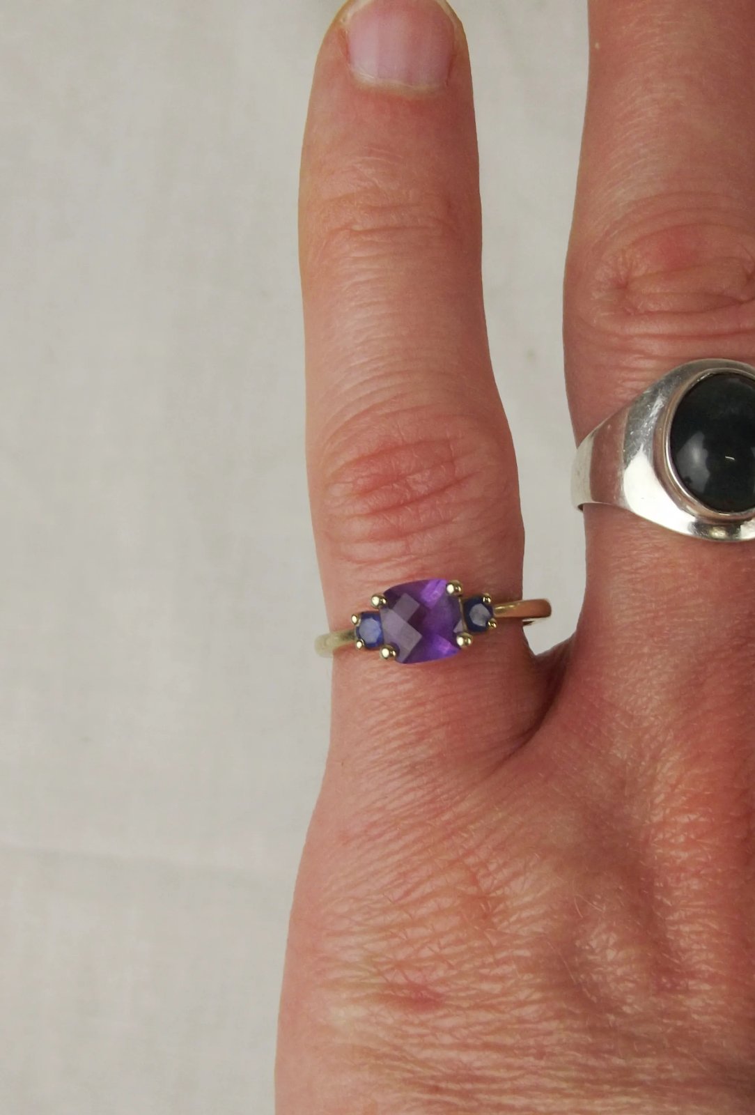 9ct Yellow Gold Amethyst & Iolite Ring UK Size N US 6 ½