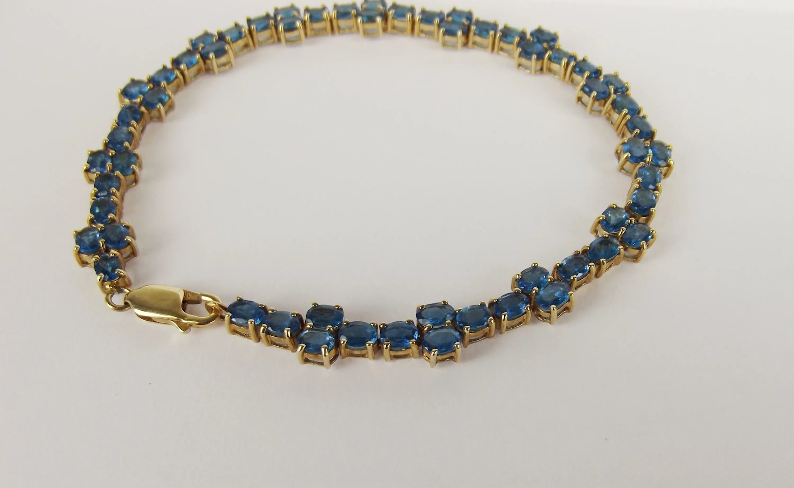 9ct Yellow Gold & Blue Glass Bracelet 19.5cm - Image 4