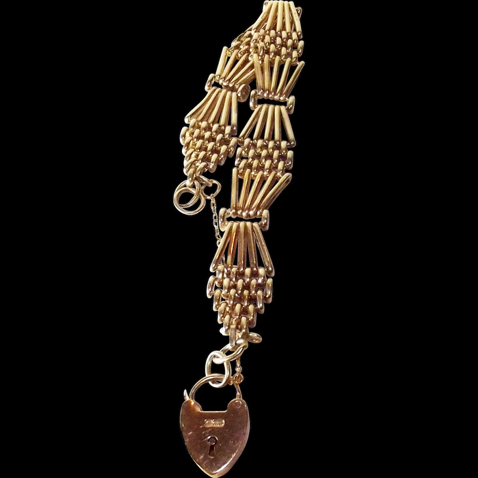 9ct Yellow Gold Chain With Lock Pendant “C.D.B”