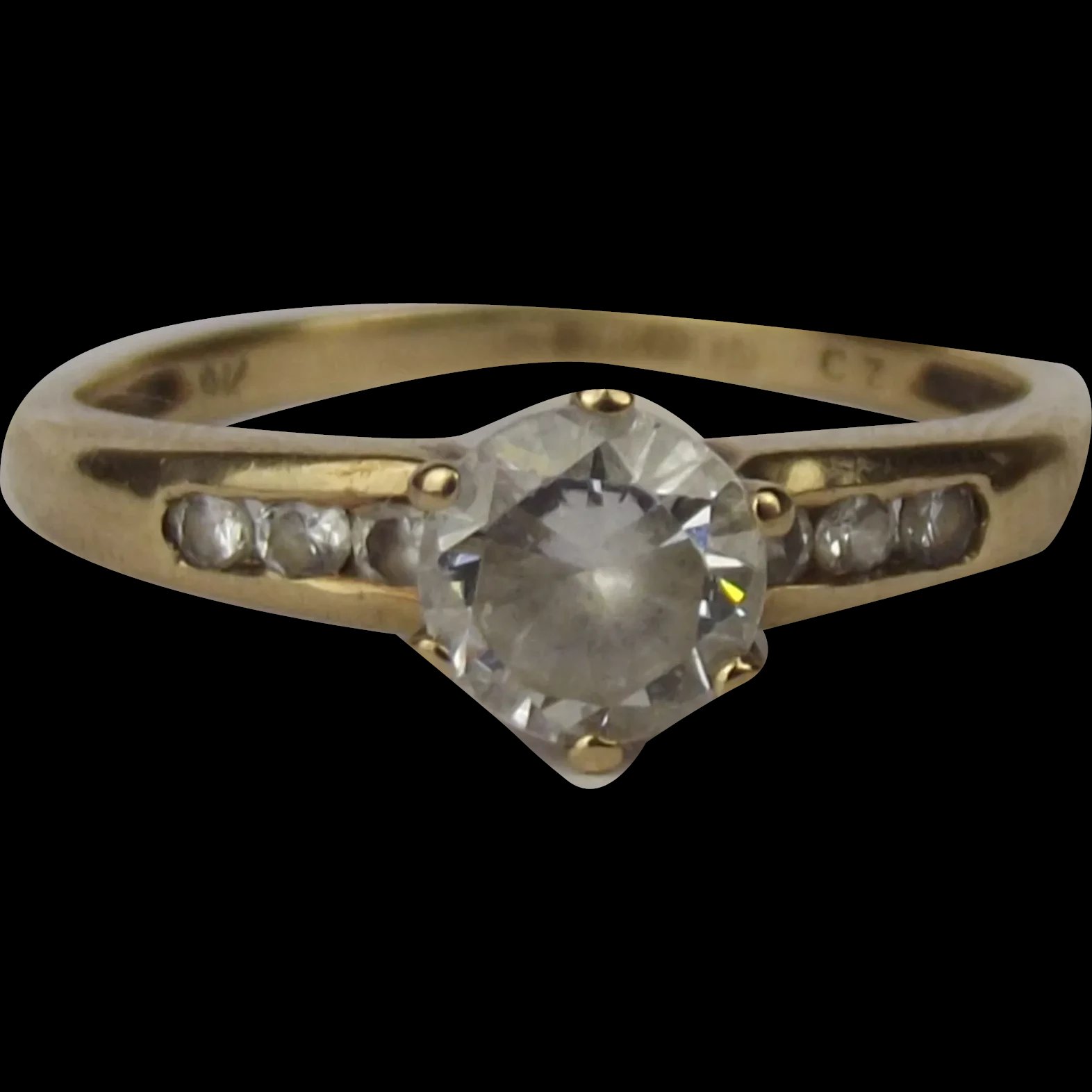 9ct Yellow Gold Cubic Zirconia Ring UK Size S US 9