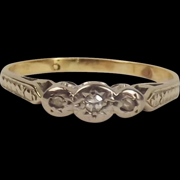 9ct Yellow Gold Diamond Ring UK Size G US 3 ¼