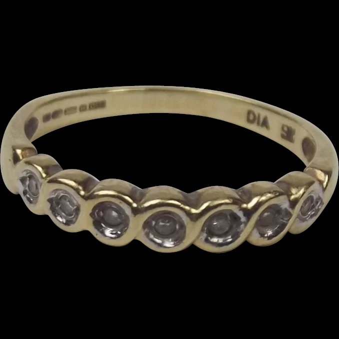 9ct Yellow Gold Diamond Ring UK Size O US 7