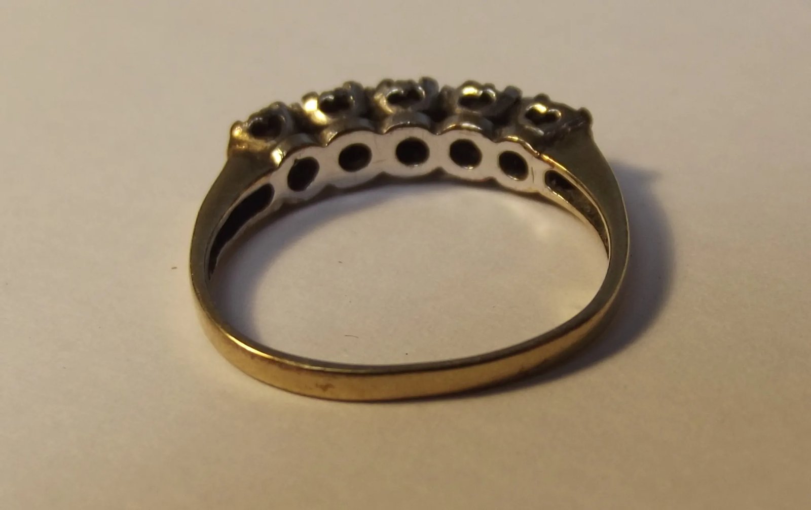 9ct Yellow Gold Five Stone 1.0 CTW Cubic Zirconia Ring UK Size M (US 6 ¼)