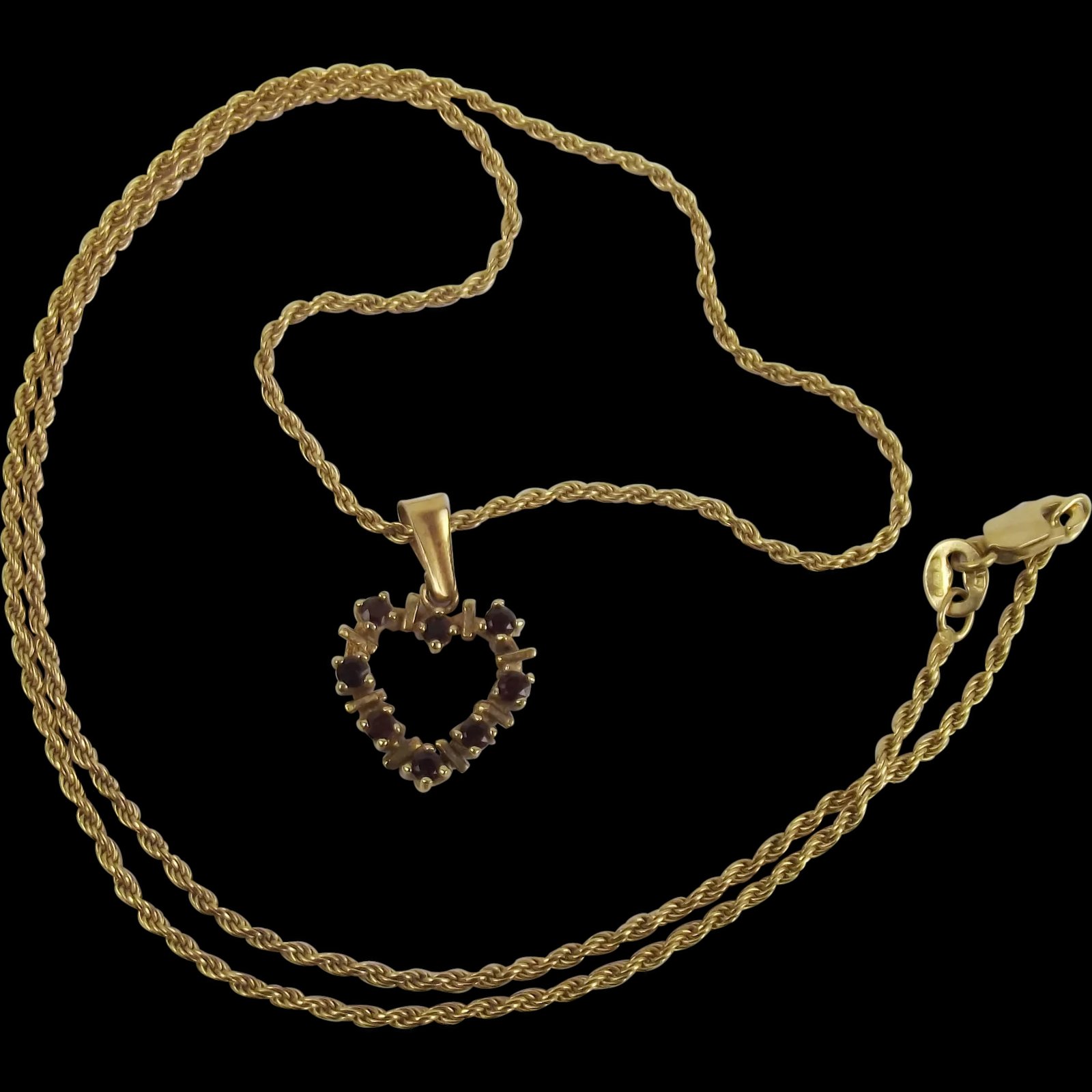 9ct Yellow Gold Garnet Love Heart Pendant Necklace
