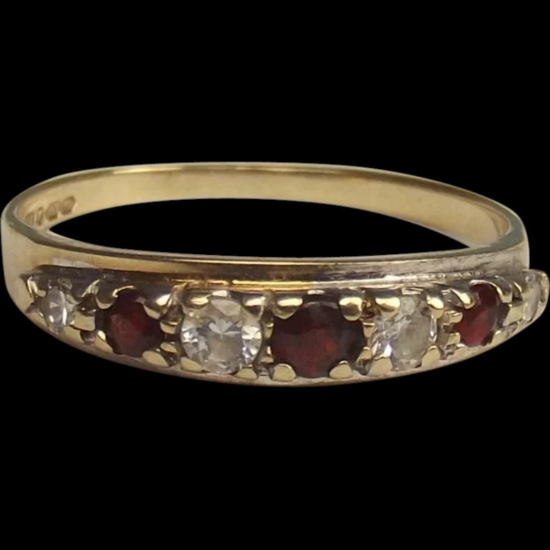 9ct Yellow Gold Garnet And Paste Ring UK Size N+ US 7