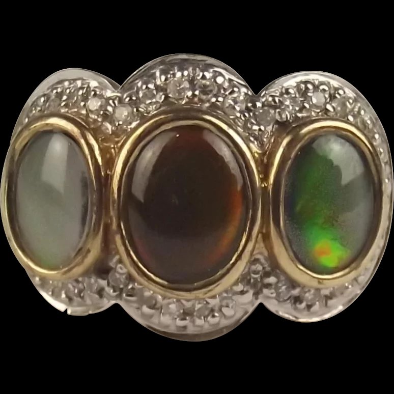 9ct Yellow Gold Opal & Diamond Ring UK Size M US 6 ¼