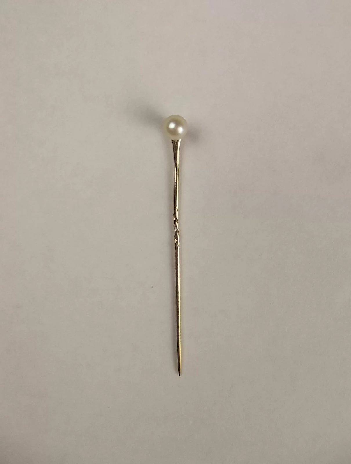 9ct Yellow Gold Pearl Pin Brooch - Image 2