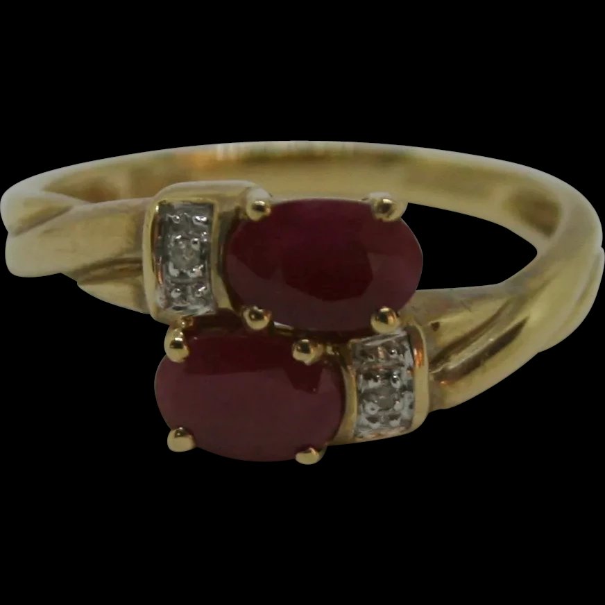 9ct Yellow Gold Ruby & Diamond Ring UK Size M+ US 6 ¼